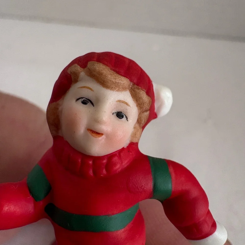 Lefton Porcelain Figurines Winter Ice Skating Set‎ of 3 Vintage